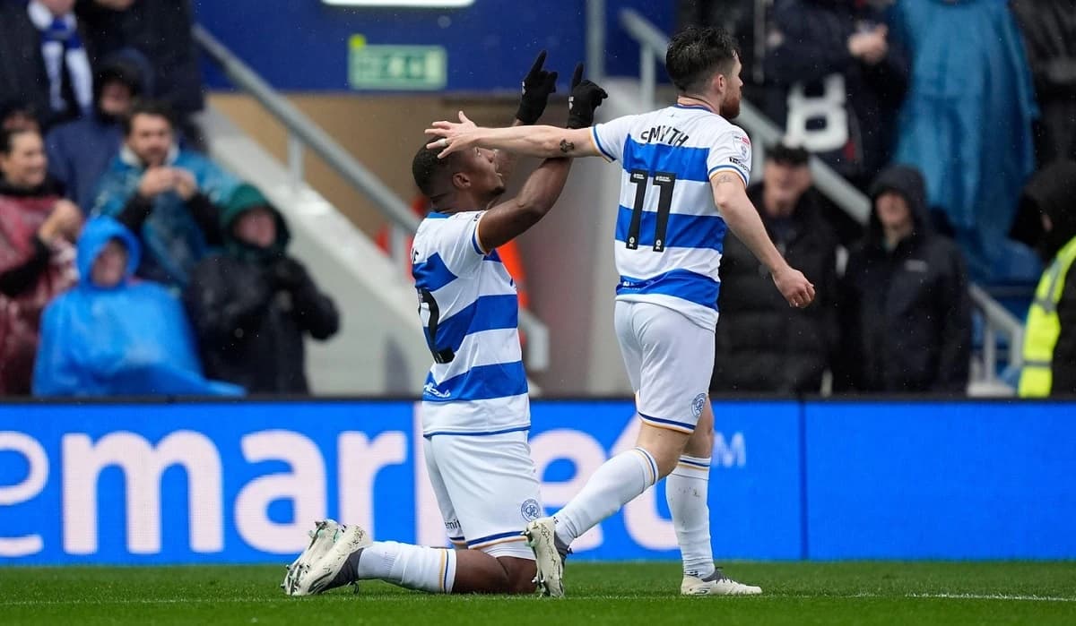 Hat-trick în doar 15 minute! Fotbalistul care acum doi ani juca în liga a 9-a intrat în istoria fotb
