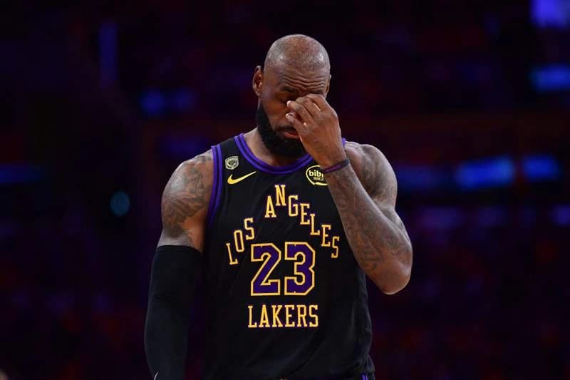’He Likes a Challenge’ — Insider Reveals LeBron James’ Presumed Motives To Join Stephen Curry’s Warr