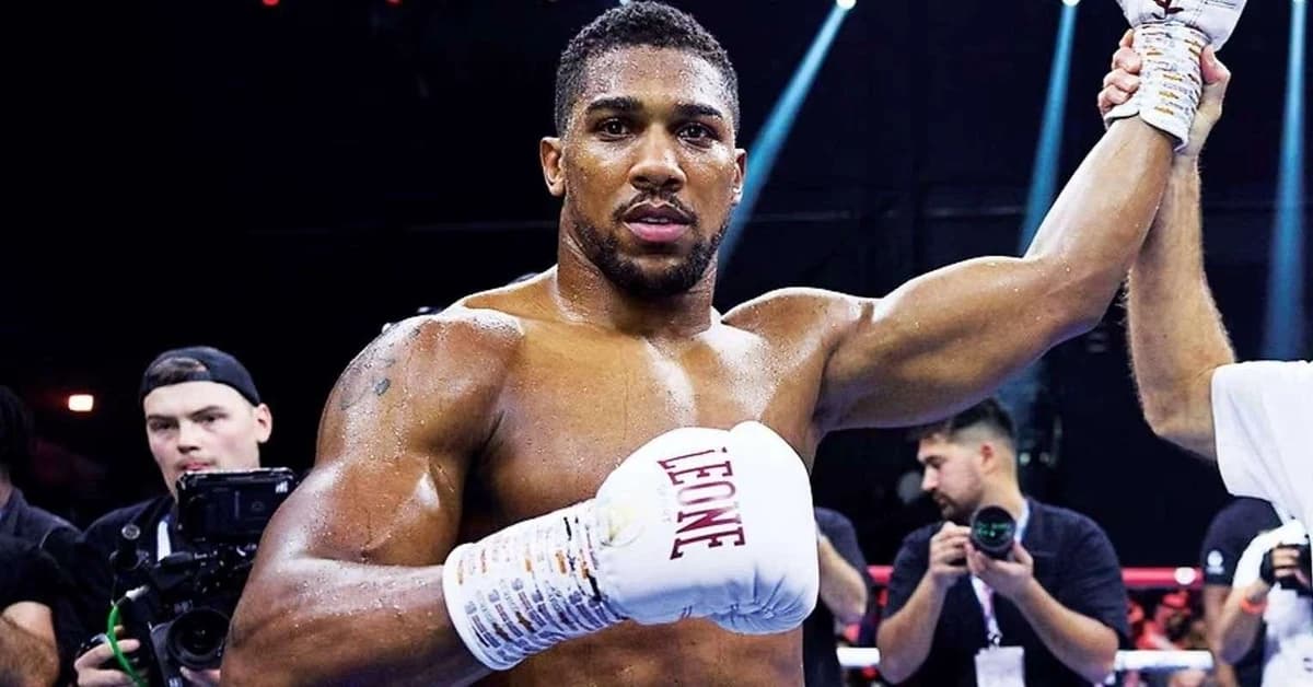 Heavyweight champion says Anthony Joshua should retire after Tyson Fury fight: "He has no confidence