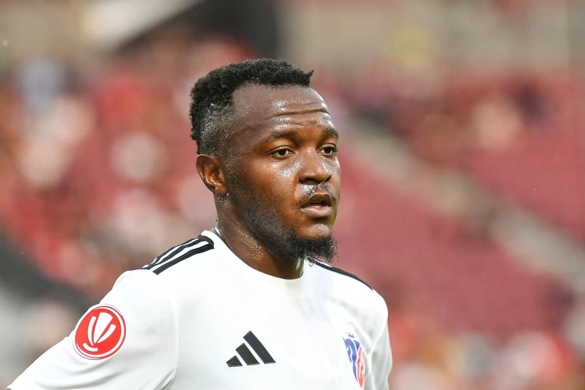 Hervin Ongenda a semnat: ”Mult succes”