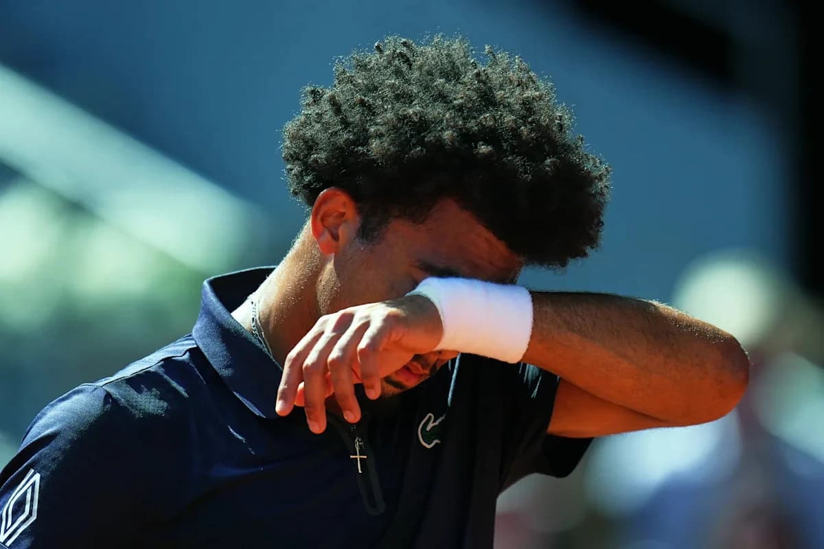 Home hope Arthur Fils withdraws from the French Open with hip injury