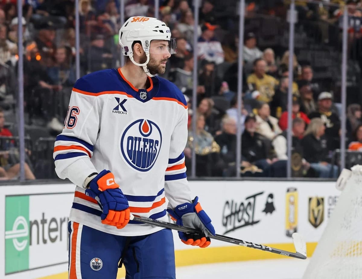 How can the Oilers get the best out of Jason Dickinson in 2026-27?