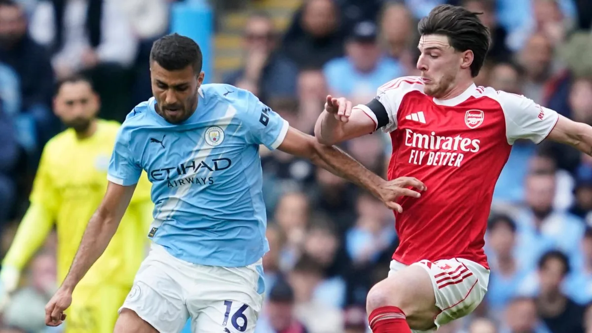 How Man City won midfield battle against Arsenal - Jamie Carragher highlights Rodri and Bernardo Sil