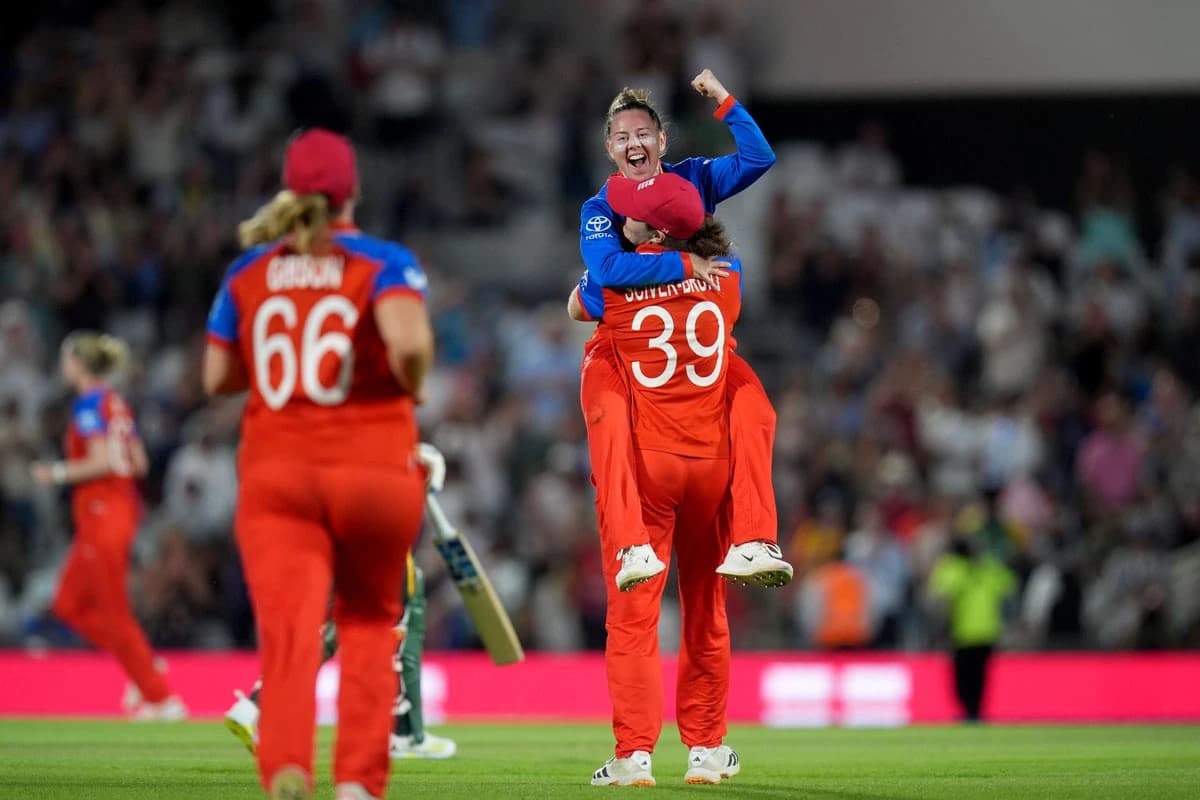How Nat Sciver-Brunt beat the nerves to inspire England into T20 World Cup final