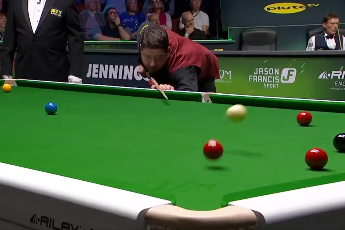 How World Seniors Snooker Championship descended into Crucible farce