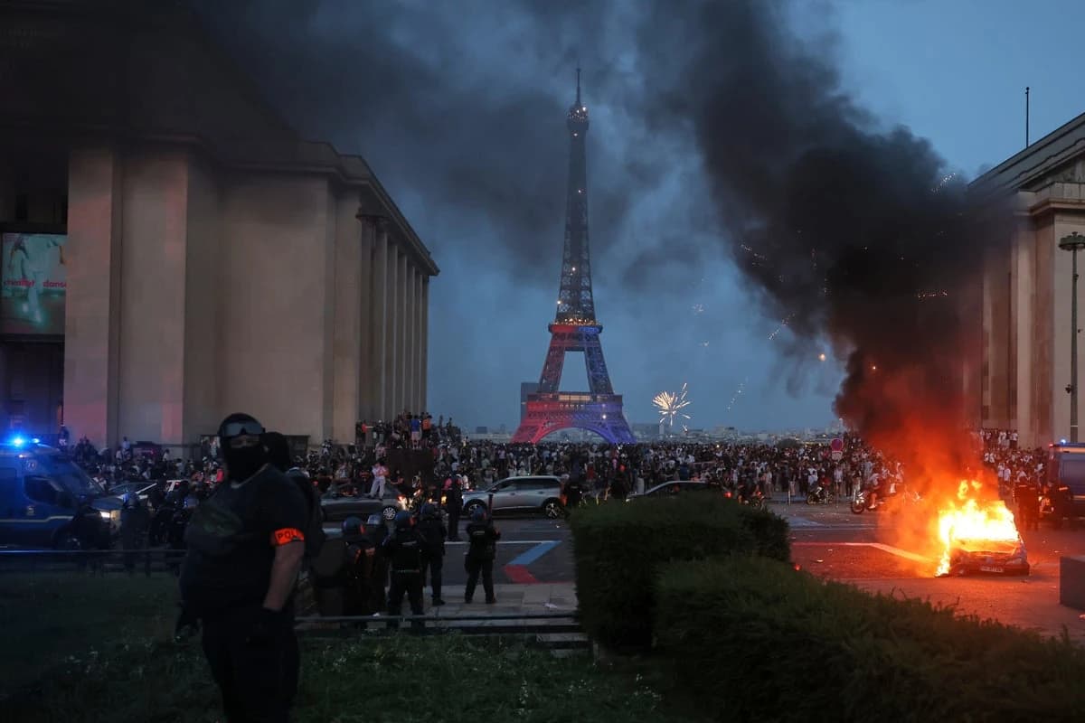 Hundreds arrested after violent clashes with French police as PSG fans celebrate Champions League ti