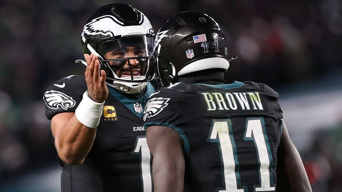 Hurts agrees that he, Brown grew apart: 'Clearly'