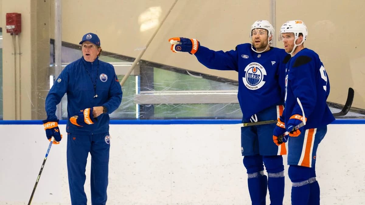 'I don't have a clue': Babcock latest to experiment with Oilers' top-line shuffle