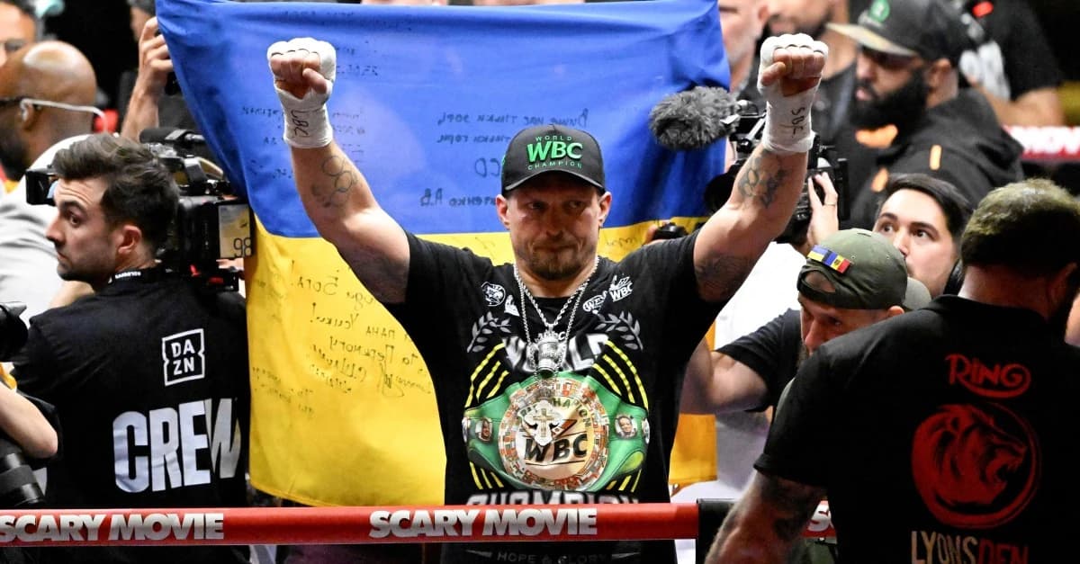 ‘I just didn’t want you to be bored’: Oleksandr Usyk reacts to Rico Verhoeven fight and performance
