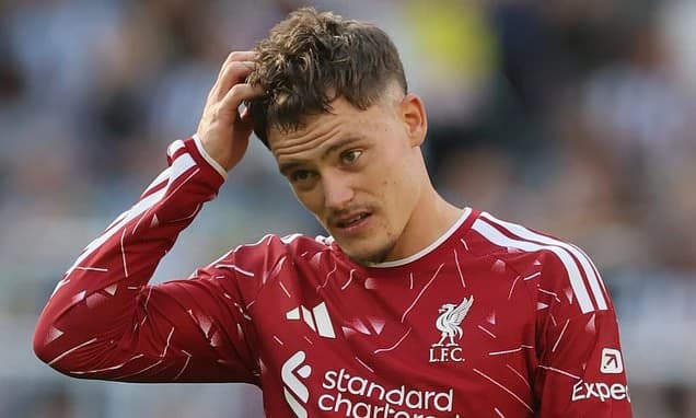'I want to put a rocket up him!': Gary Neville hits out at Florian Wirtz and Alexander Isak, claimin