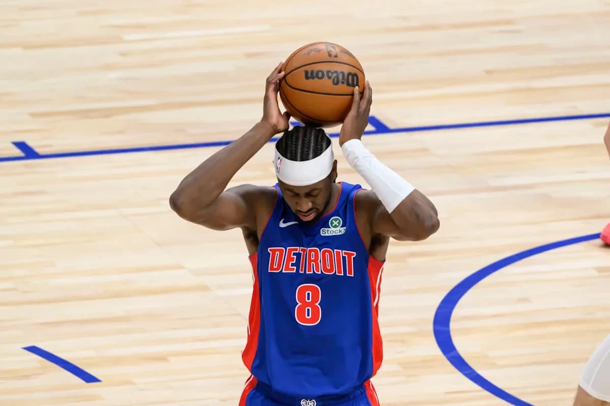 In Pistons' postseason run, Caris LeVert's adaptability shines: 'He's a pro'