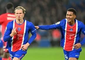 În timp ce fotbalul mondial era cu ochii pe Balonul de Aur, PSG a avut derby în campionat cu Lyon