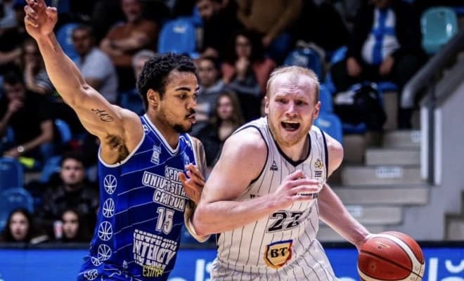Încă un baschetbalist de la U-BT Cluj pleacă la JL Bourg