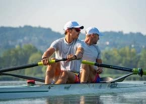 Încep Campionatele Mondiale de canotaj, cu 14 echipaje tricolore la start » Ce bărci intră primele î