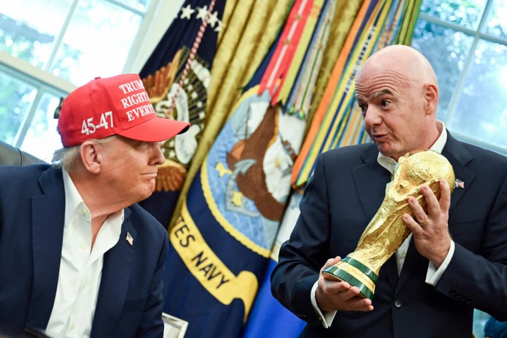 Infantino spune că Trump va participa la finala Cupei Mondiale și va înmâna trofeul câștigătorilor