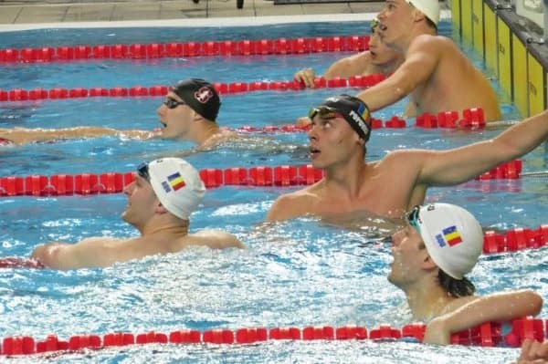Înot: David Popovici a patra medalie de aur la Campionatul Naţional de la Otopeni