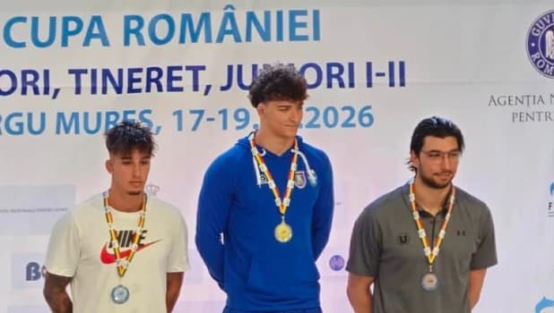 Înotătorii Coronei Brașov, pe podium la Cupa României. Două titluri naționale și două medalii de bro