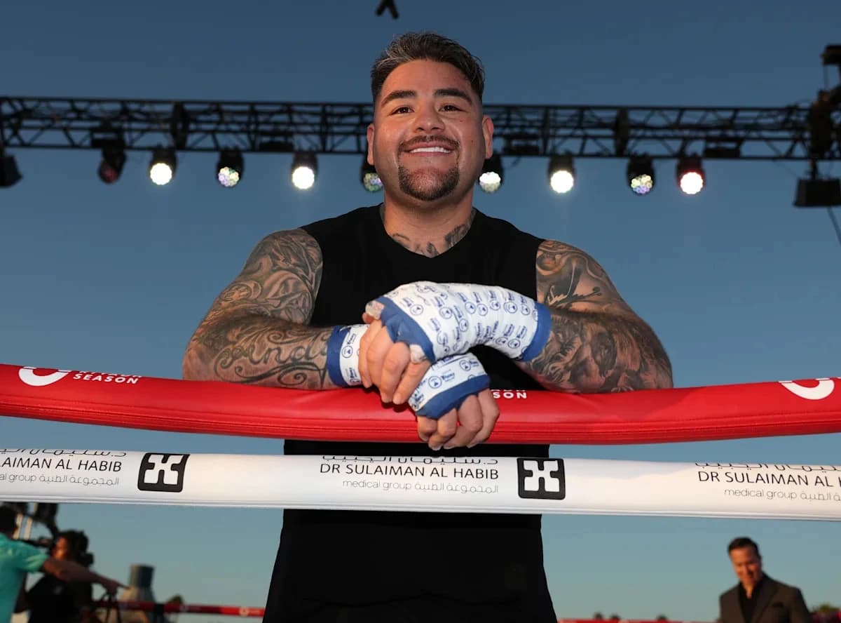 Inside TNT's unlikely bet to 'revive boxing' for the U.S. masses, 1.6 million viewers later
