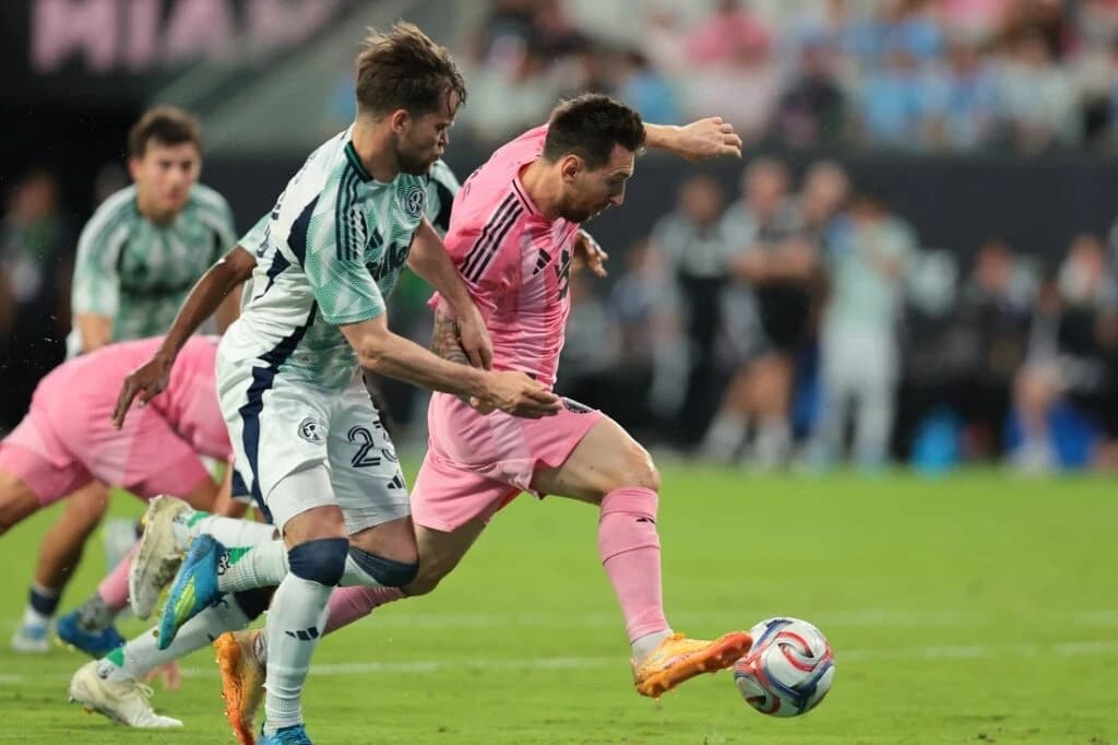 Inter Miami rallies for tie vs. Revolution to extend unbeaten streak