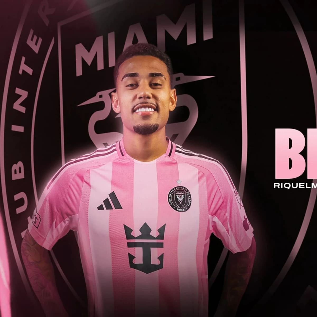 Inter Miami signs Riquelme from Palmeiras through 2030