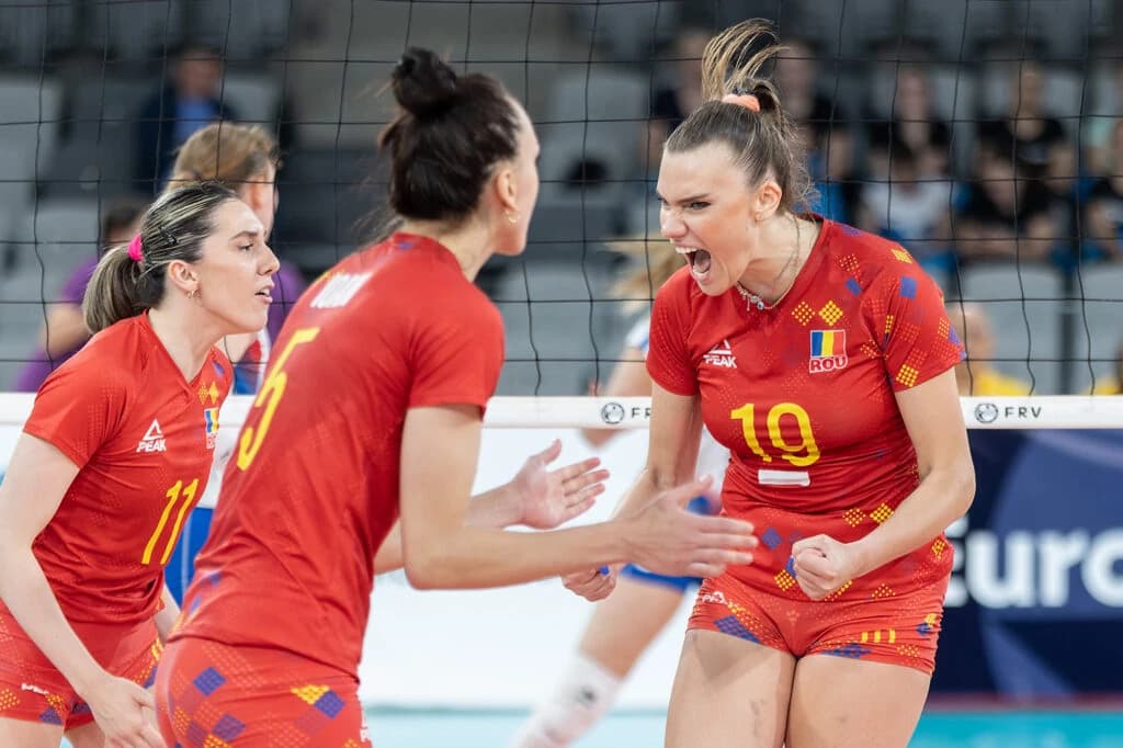 Internaționala română de volei Adelina Ungureanu s-a operat cu succes după accidentarea gravă din Li
