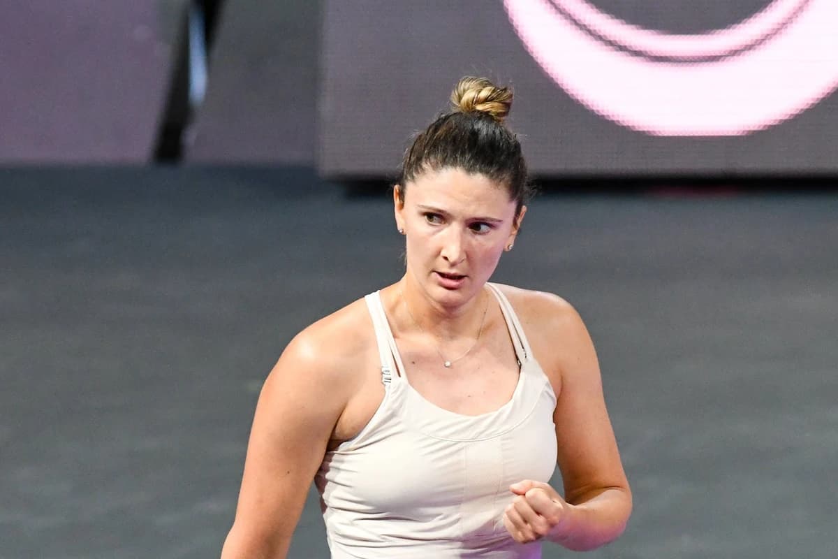 Irina Begu - Karolina Muchova LIVE VIDEO 18:00, DGS 2 / Gabriela Ruse - Anna Kalinskaya 7-5, 6-2, tu