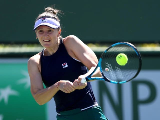Irina Begu - Venus Williams 6-2, 4-6, 7(8)-6. Românca s-a calificat în turul al doilea la WTA Bad Ho