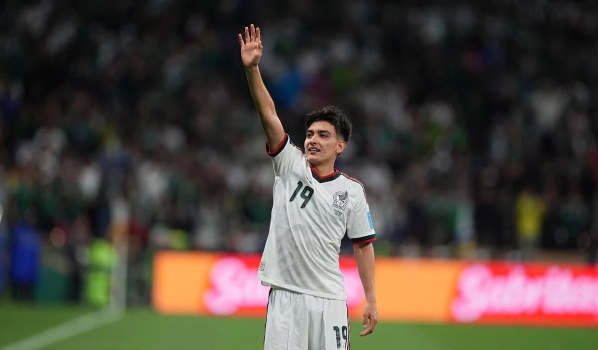 Istorie la Cupa Mondială! Puștiul minune al Mexicului a intrat într-un top în care e depășit doar de