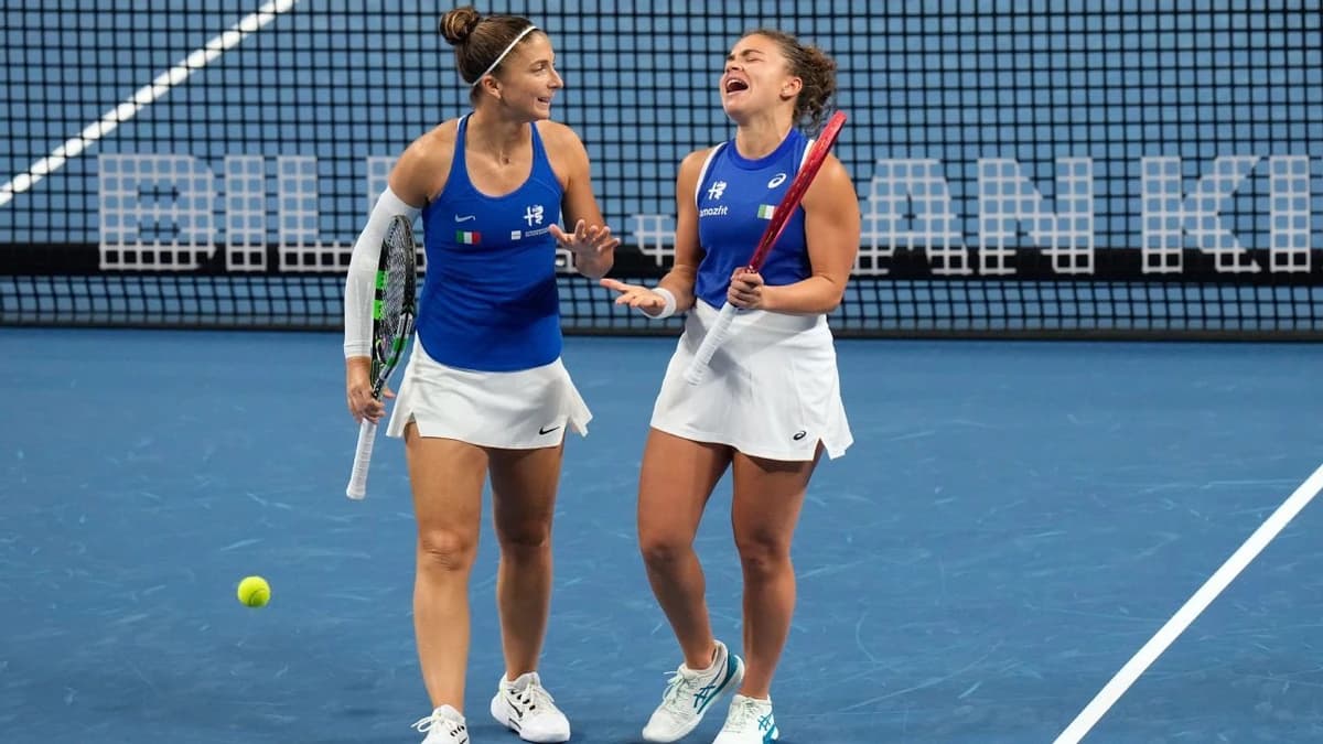 Italy recovers to beat China, reach Billie Jean King Cup semifinals