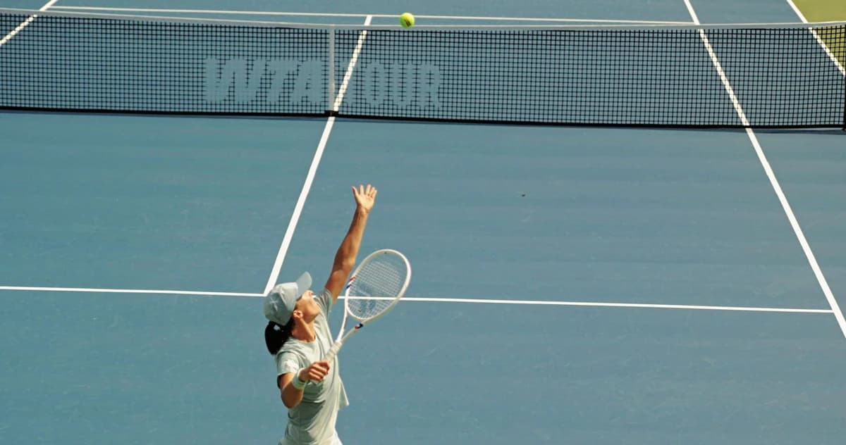 “It’s just the semifinal of a tournament” – Far from the fuss, Swiatek quietly builds the player she