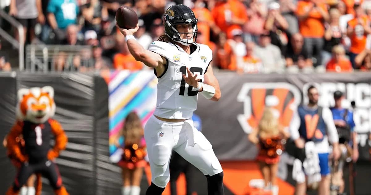Jaguars pick off Joe Burrow, extend lead to 13-3 before halftime