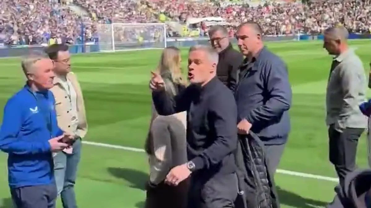 Jamie Carragher abused by Everton fans during Sky Sports coverage of Liverpool clash