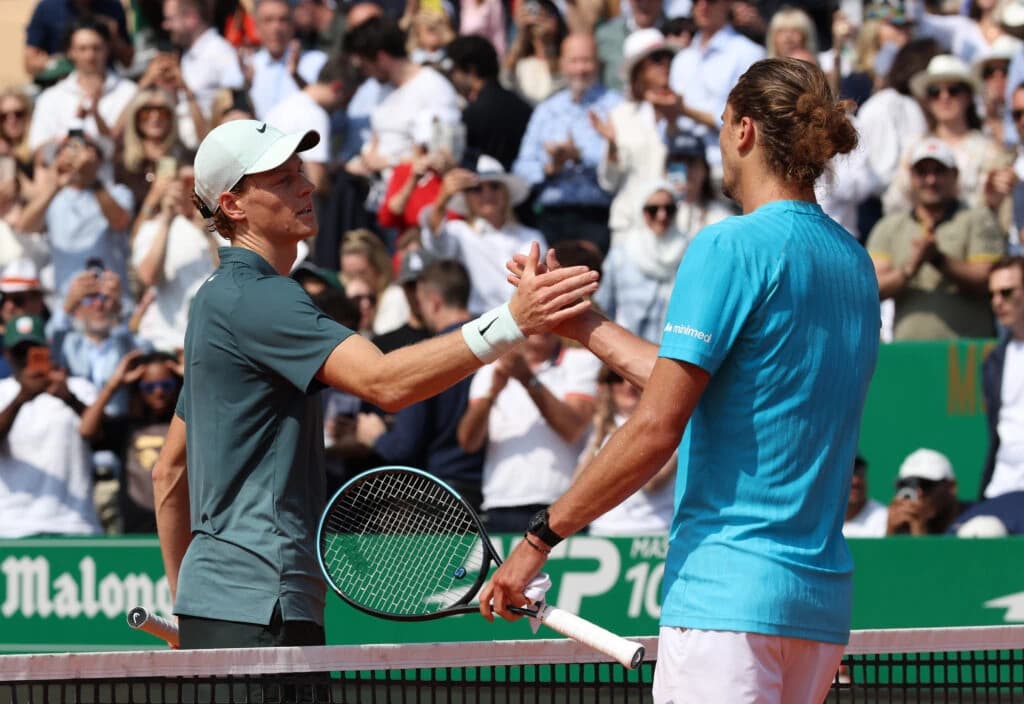 Jannik Sinner, amenințat de Alexander Zverev pentru locul 1 ATP. Italianul mai are 1.810 puncte avan