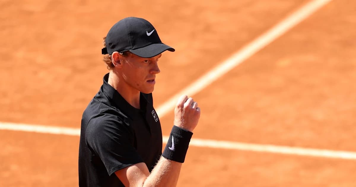 Jannik Sinner defeats Daniil Medvedev to advance to 2026 Italian Open final