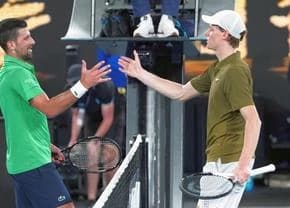 Jannik Sinner - Novak Djokovic, semifinală de 5 stele la Wimbledon