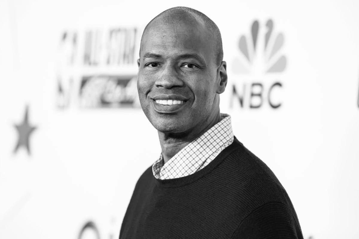 Jason Collins, primul baschetbalist din NBA care a dezvăluit că e gay, a decedat după o luptă cu can