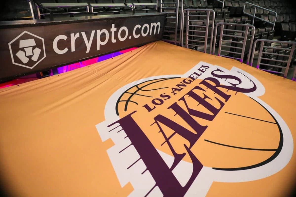 Jeanie Buss contests vote to sell Lakers stake, calls family strategy ‘breach of trust’