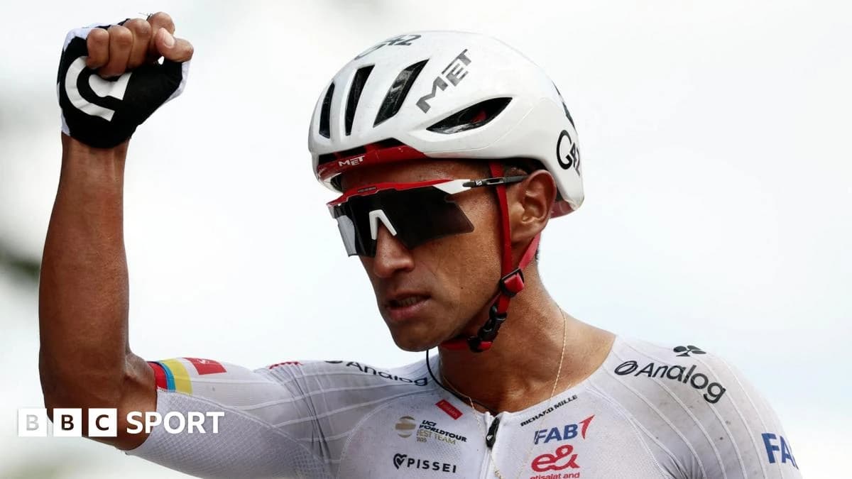 Jhonatan Narvaez claims second stage win of 2026 Giro d'Italia
