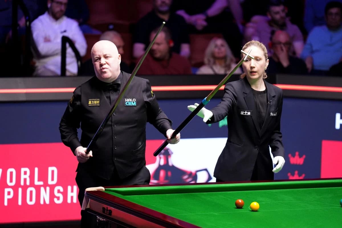 John Higgins v Shaun Murphy live: Latest score from compelling World Snooker Championship semi-final