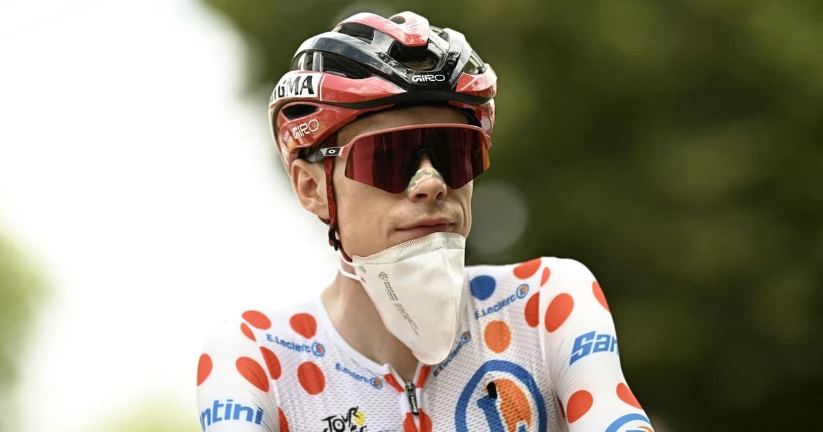 Jonas Vingegaard ruled out for rest of season after Tour de France injury - 'Not possible to get bac