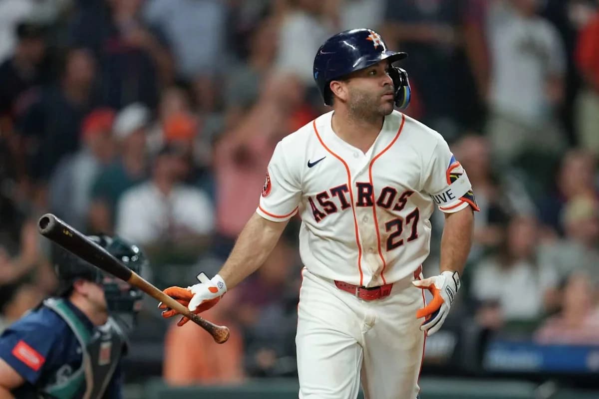 Jose Altuve reaches 2,500 hits with Houston Astros. Is 3,000 his next milestone?
