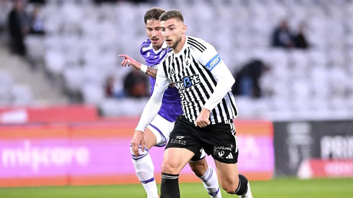 Jovo Lukic a „explodat” după U Cluj – FC Argeș 2-2: „Nu înțeleg de ce există VAR în acest campionat!