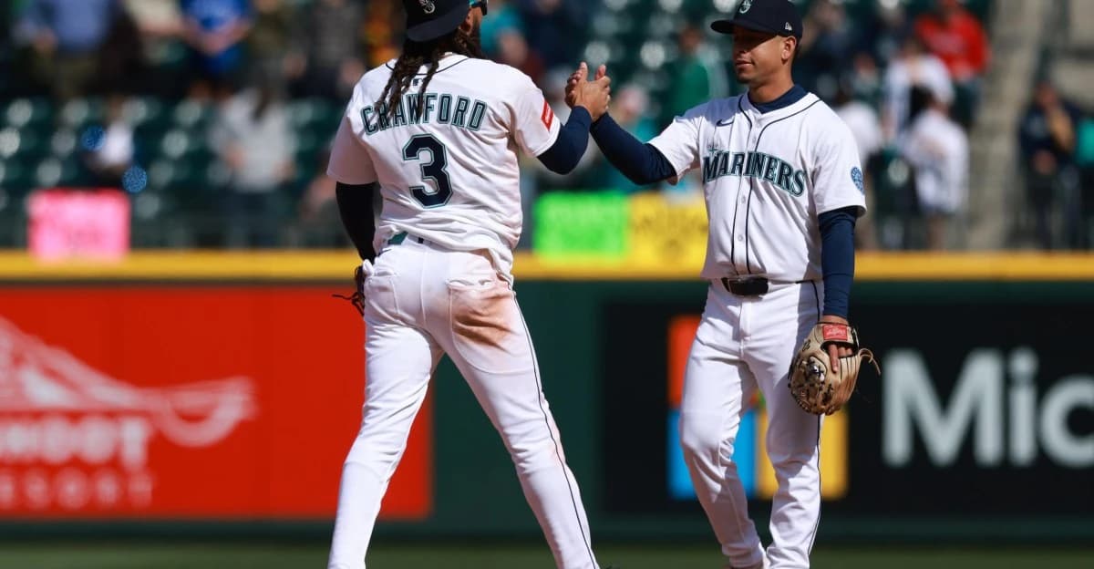 J.P. Crawford placed on 10-day IL with wrist injury, Leo Rivas recalled, Brendan Donovan coming Tues