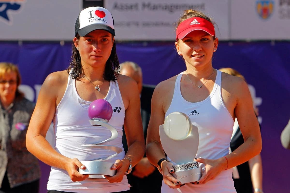 Jucătoarea căreia Simona Halep i-a administrat un dublu 6-0 într-o finală WTA și-a anunțat retragere