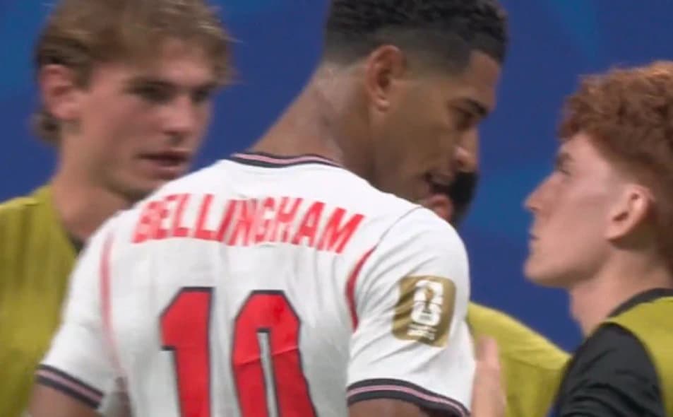 Jude Bellingham l-a pălmuit pe Valentin Barco, după Anglia - Argentina 1-2: imagini de necrezut la C