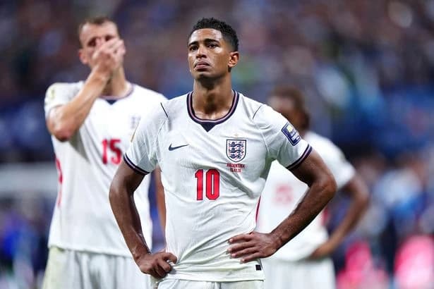 Jude Bellingham sends defiant message to England fans with touching World Cup letter