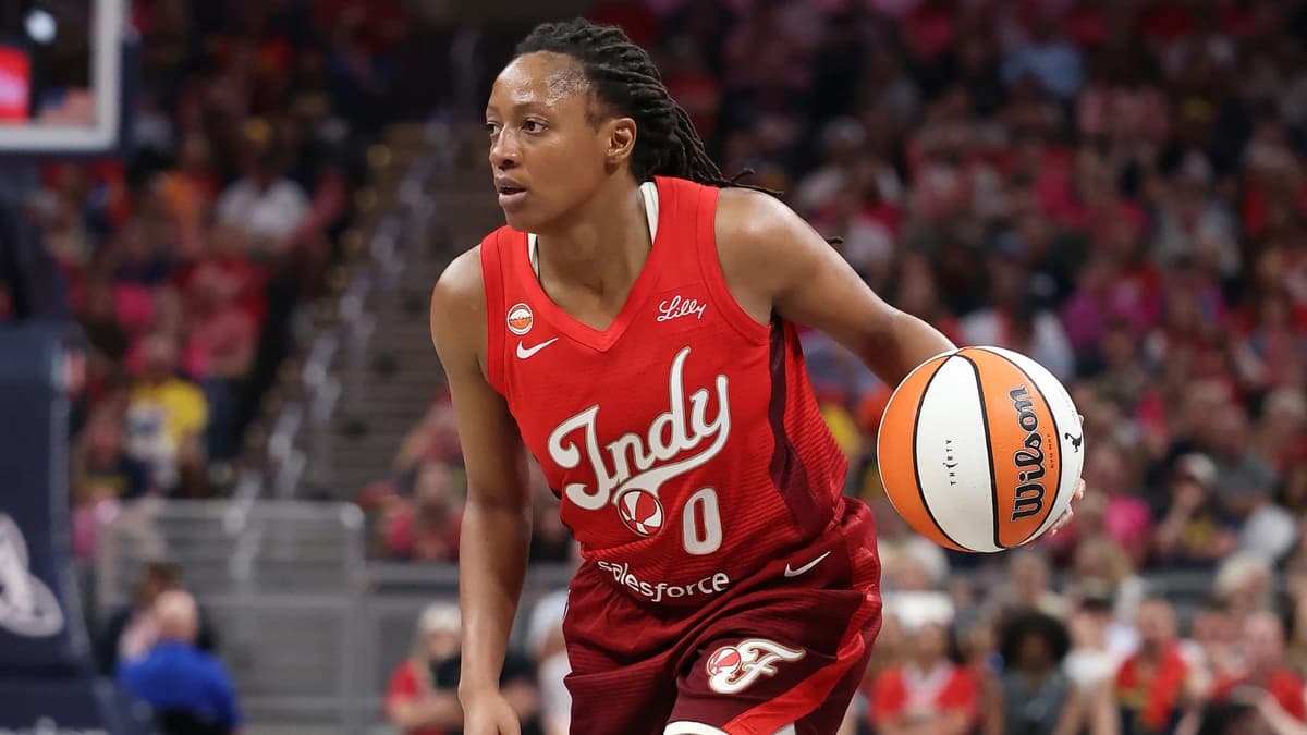 Kelsey Mitchell breaks A'ja Wilson's WNBA single-season points record in Fever win