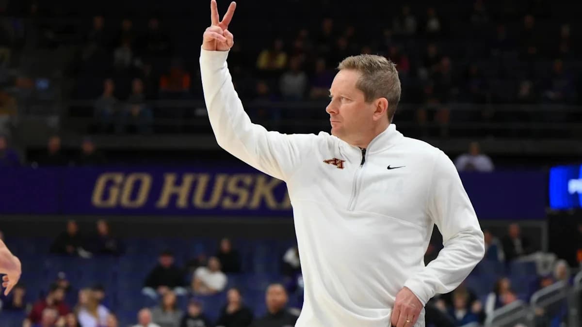 Key observations from Gophers' double-overtime exhibition loss to Creighton