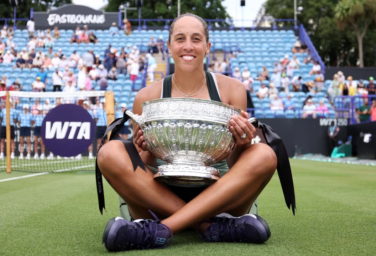 Keys joins Evert, Navratilova as three-time Eastbourne champion