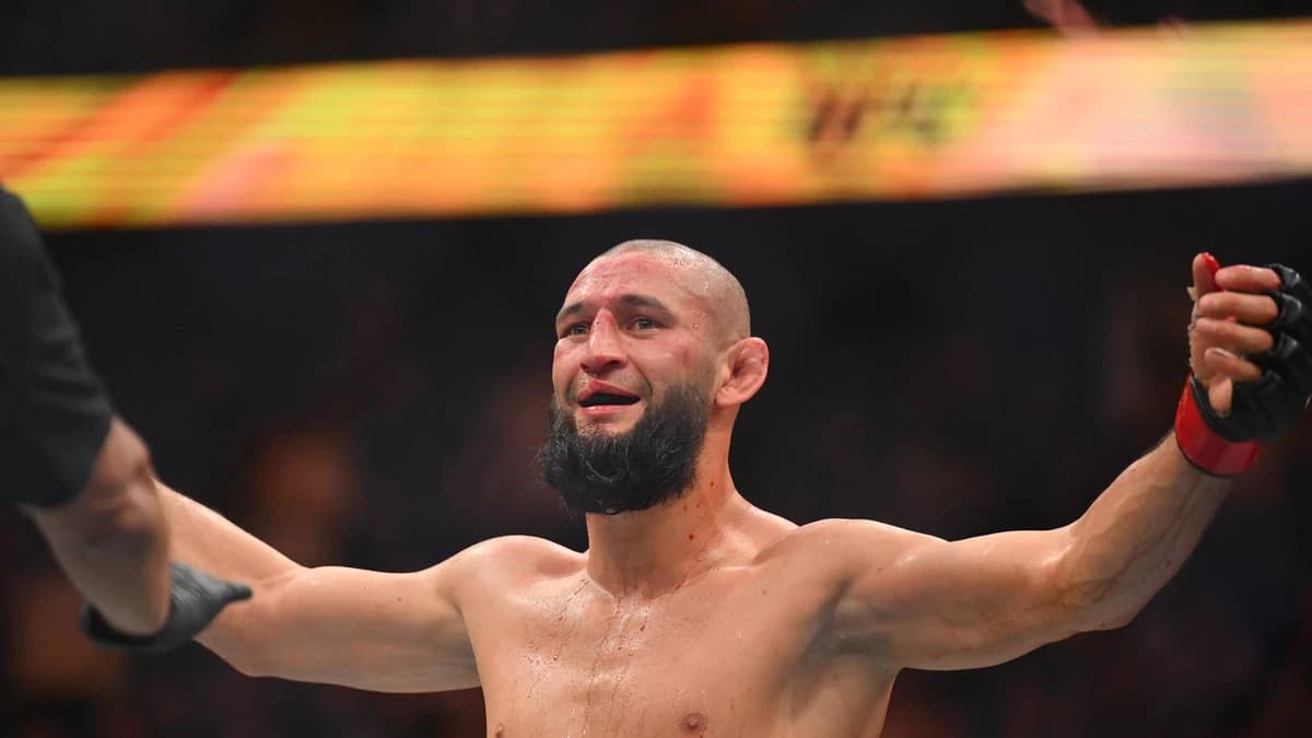Khamzat Chimaev Sends Warning To Sean Strickland As UFC Rematch Looms